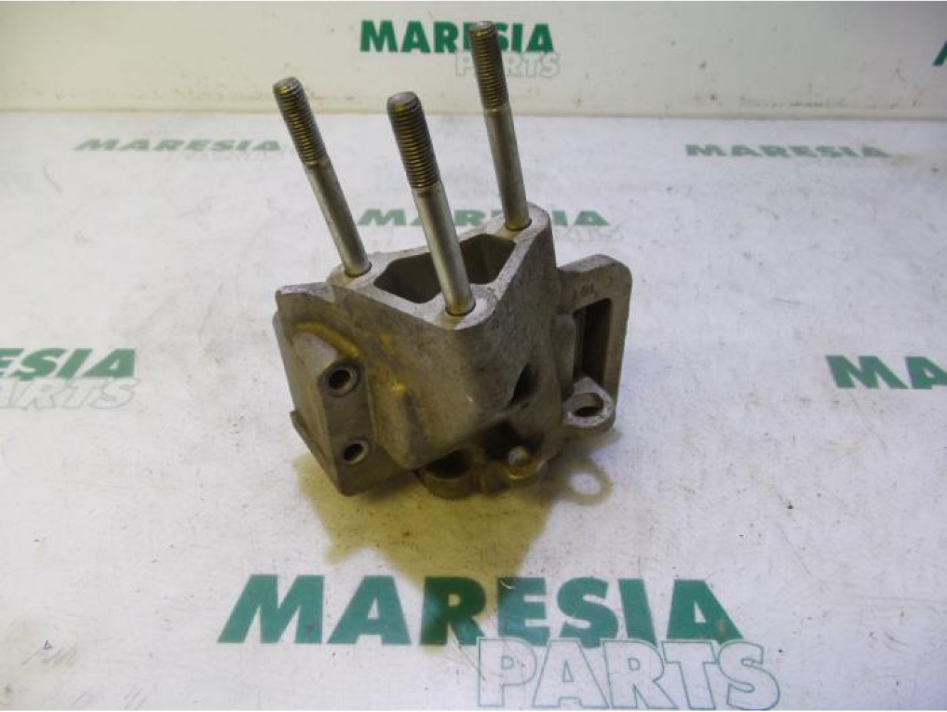 Fiat - Idea - Engine mount