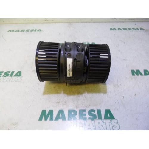 Renault - Megane - Heating and ventilation fan motor