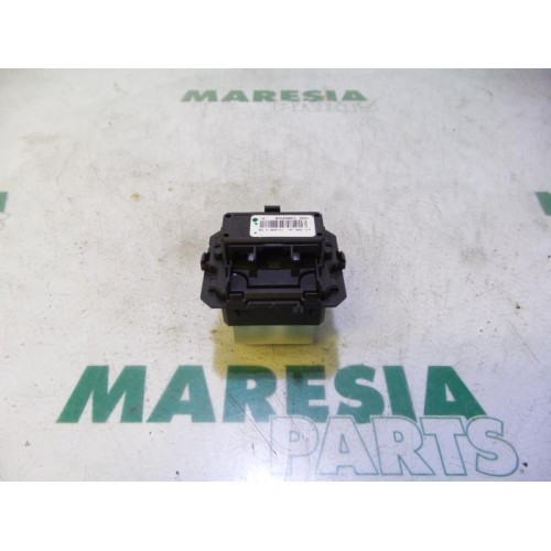 Renault - Megane - Heater resistor