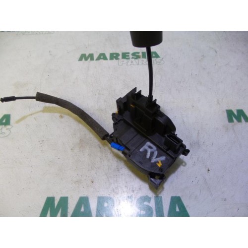 Renault - Megane - Front door lock mechanism 4-door, right