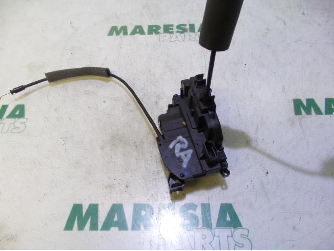 Renault - Megane - Rear door mechanism 4-door, right