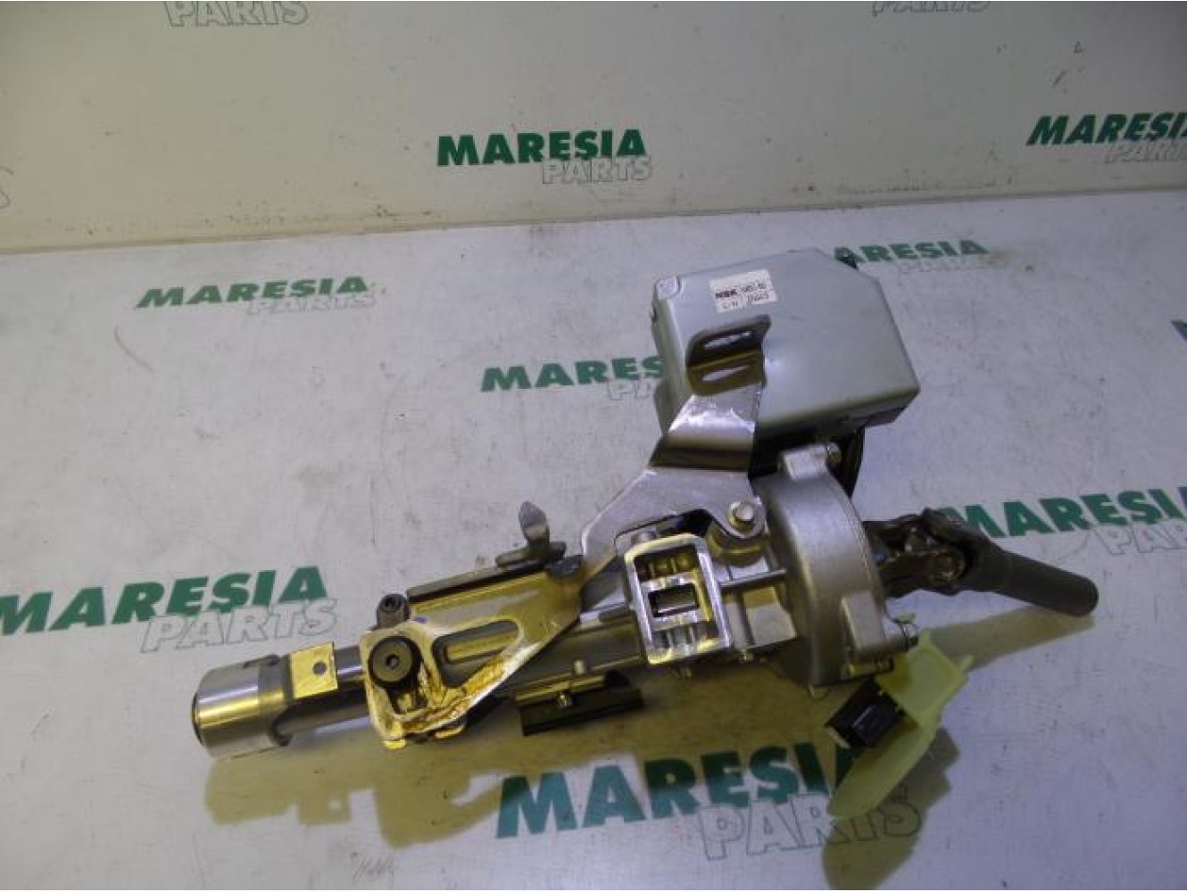 Renault - Megane - Steering column housing