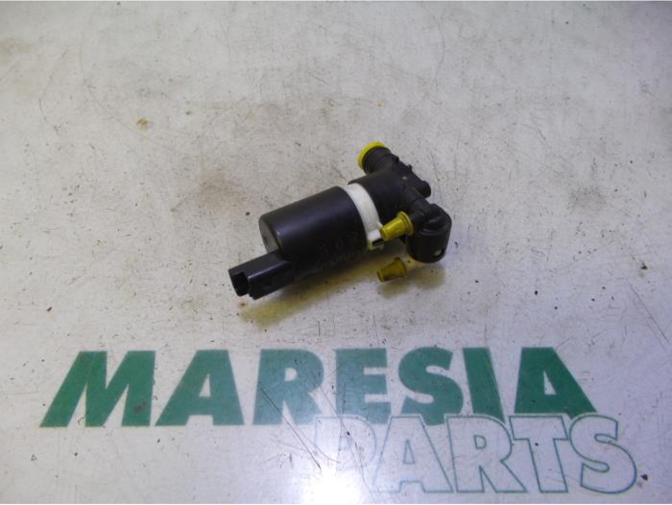 Renault - Megane - Scheibensprüherpumpe vorne