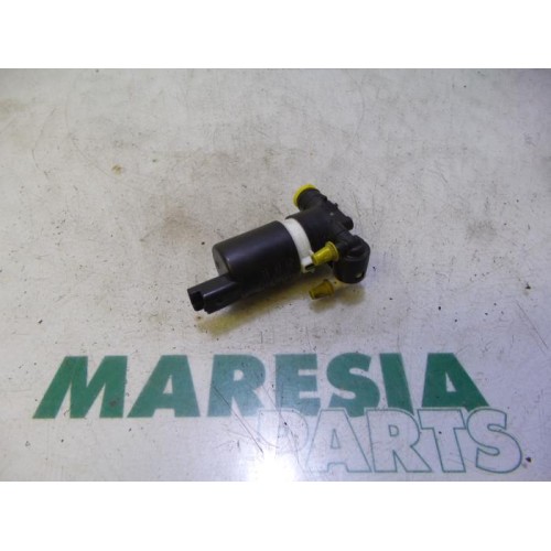 Renault - Megane - Pompe lave-glace avant