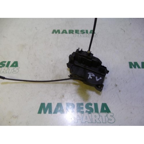 Renault - Clio - Front door lock mechanism 4-door, right