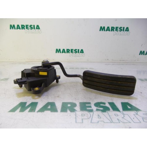 Renault - Clio - Gaspedaalpositie Sensor