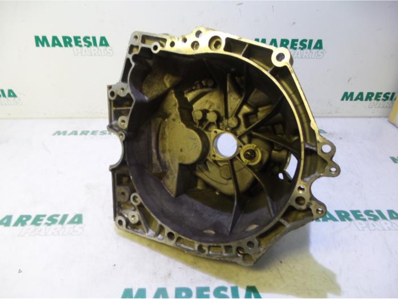 Citroen - C3 - Gearbox casing