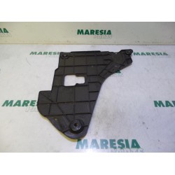 Renault - Megane - Engine protection panel