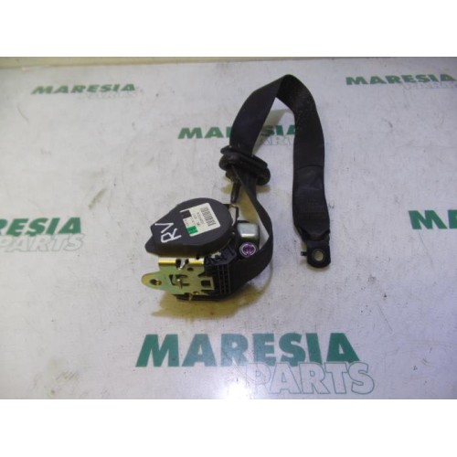 Fiat - Punto - Front seatbelt, right