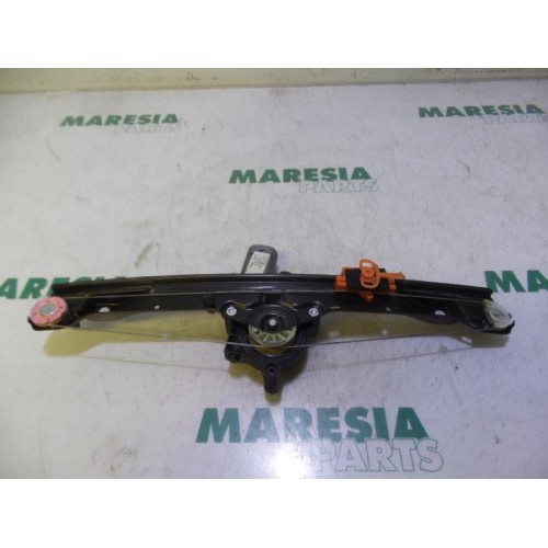 Fiat - Punto - Window mechanism 4-door, front right