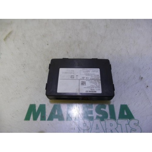 Renault - Megane - Computer Diversen