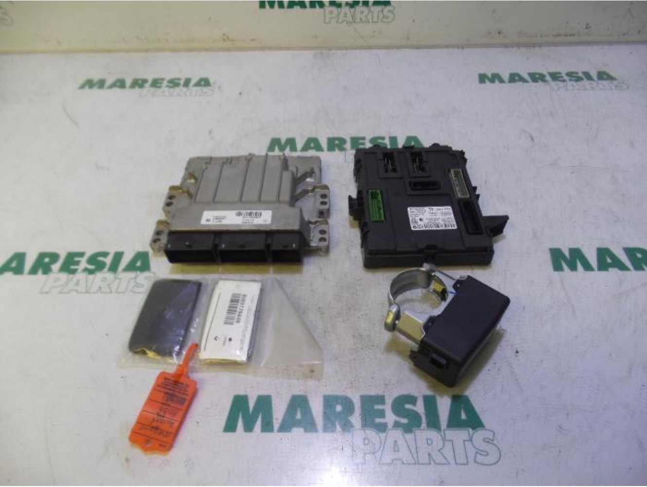 Renault - Megane - Engine management computer