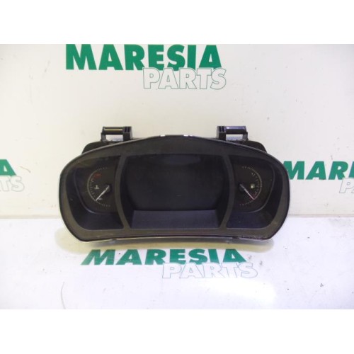 Renault - Megane - Instrument panel