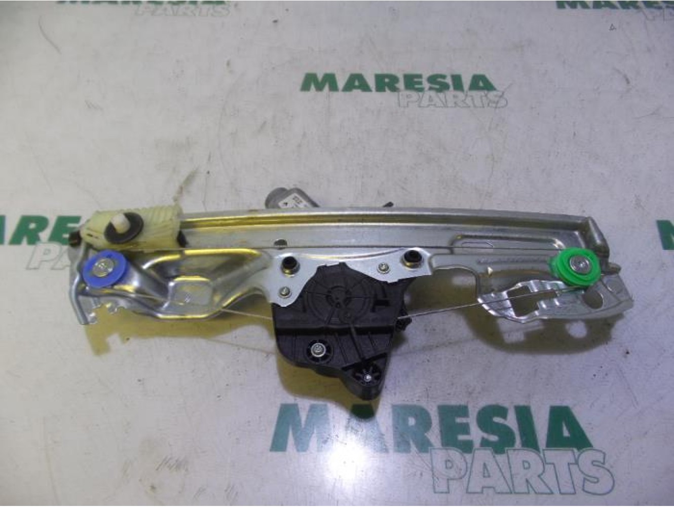Renault - Megane - Fenstermechanik 4-türig links hinten