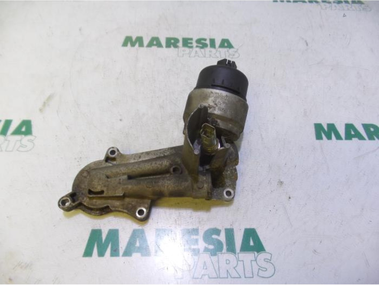 Peugeot - 307 - Oil filter holder