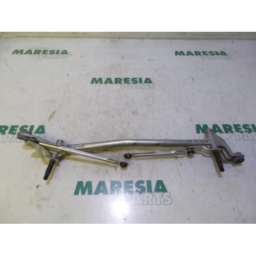 Renault - Megane - Wiper mechanism