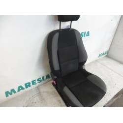 Peugeot - 207 - Stoel links