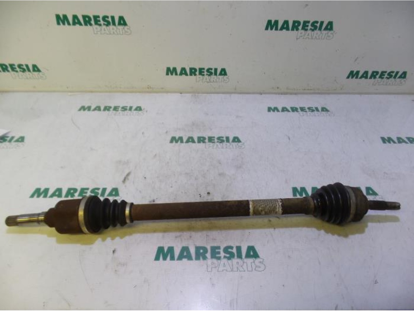 Peugeot - 207 - Front drive shaft, right