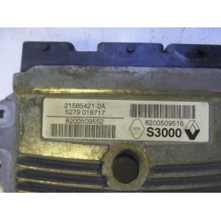 Renault - Megane Scenic - Engine management computer