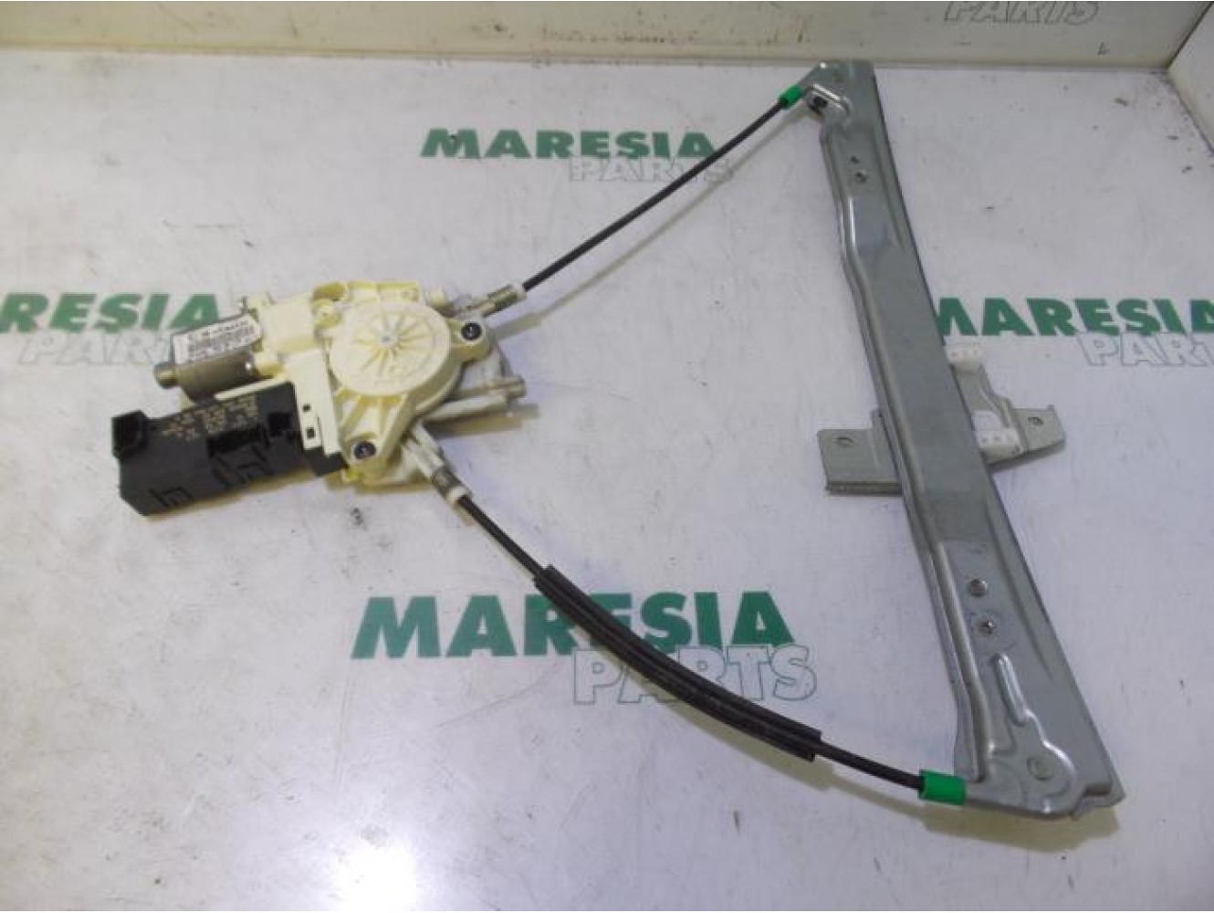 Peugeot - 407 - Window mechanism 4-door, front right