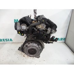 Peugeot - 407 - Engine