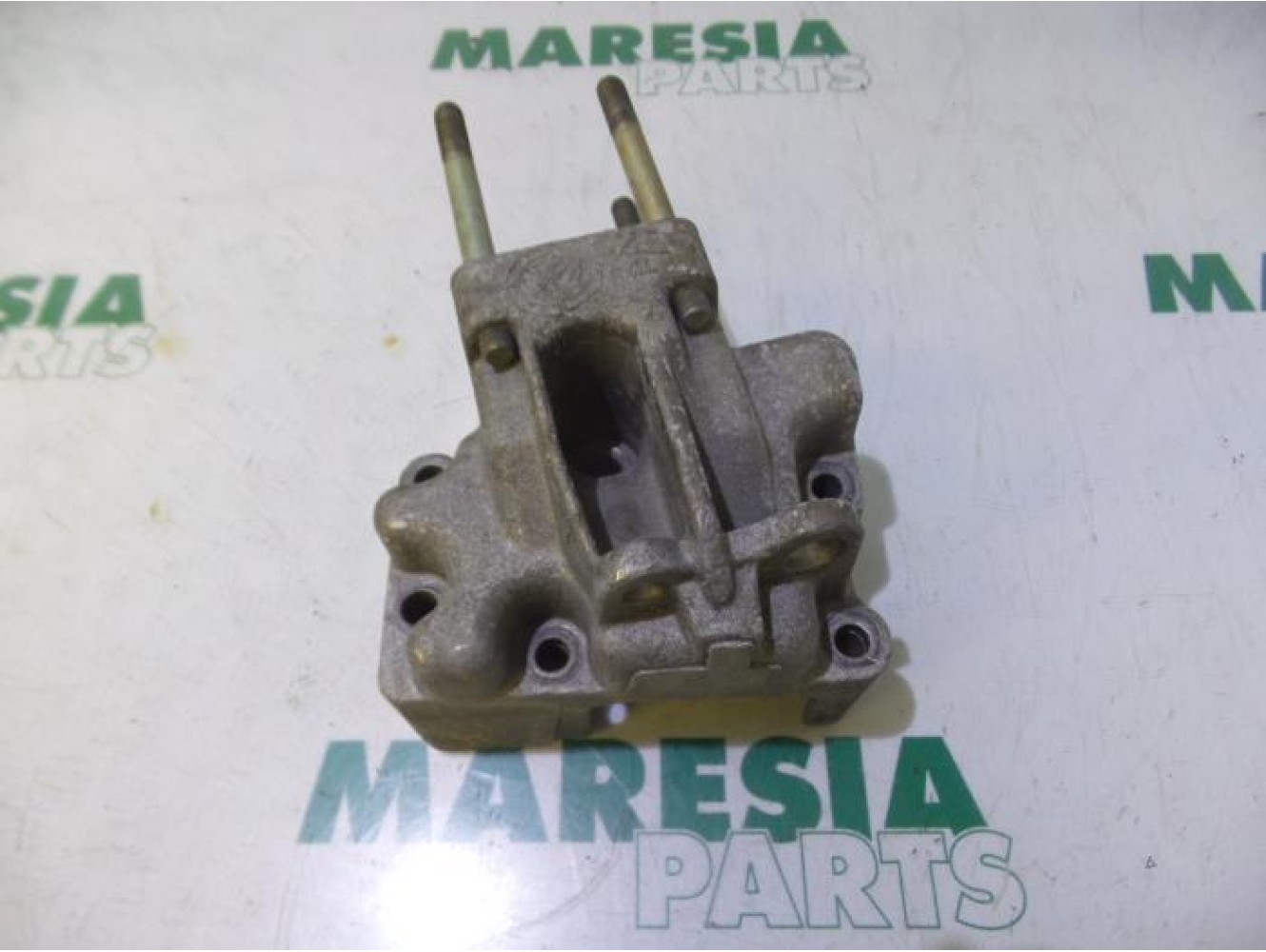 Fiat - Stilo - Engine mount