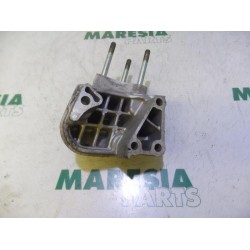 Fiat - Doblo - Engine mount