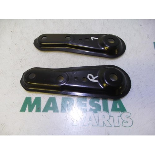Renault - Megane - Subframe