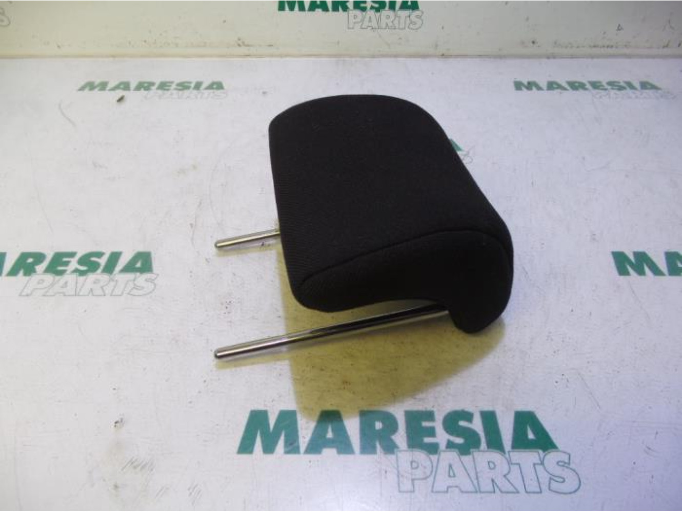 Peugeot - 307 - Headrest