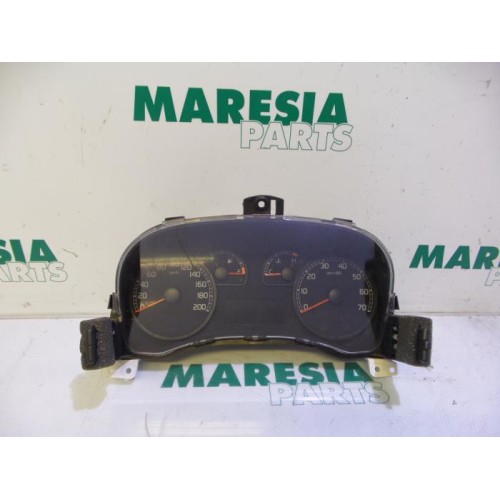 Fiat - Punto - Instrument panel