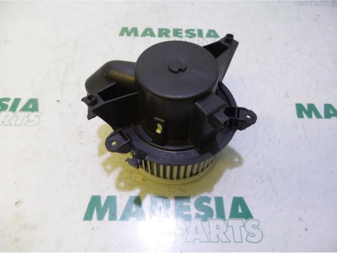Fiat - Punto - Heating and ventilation fan motor