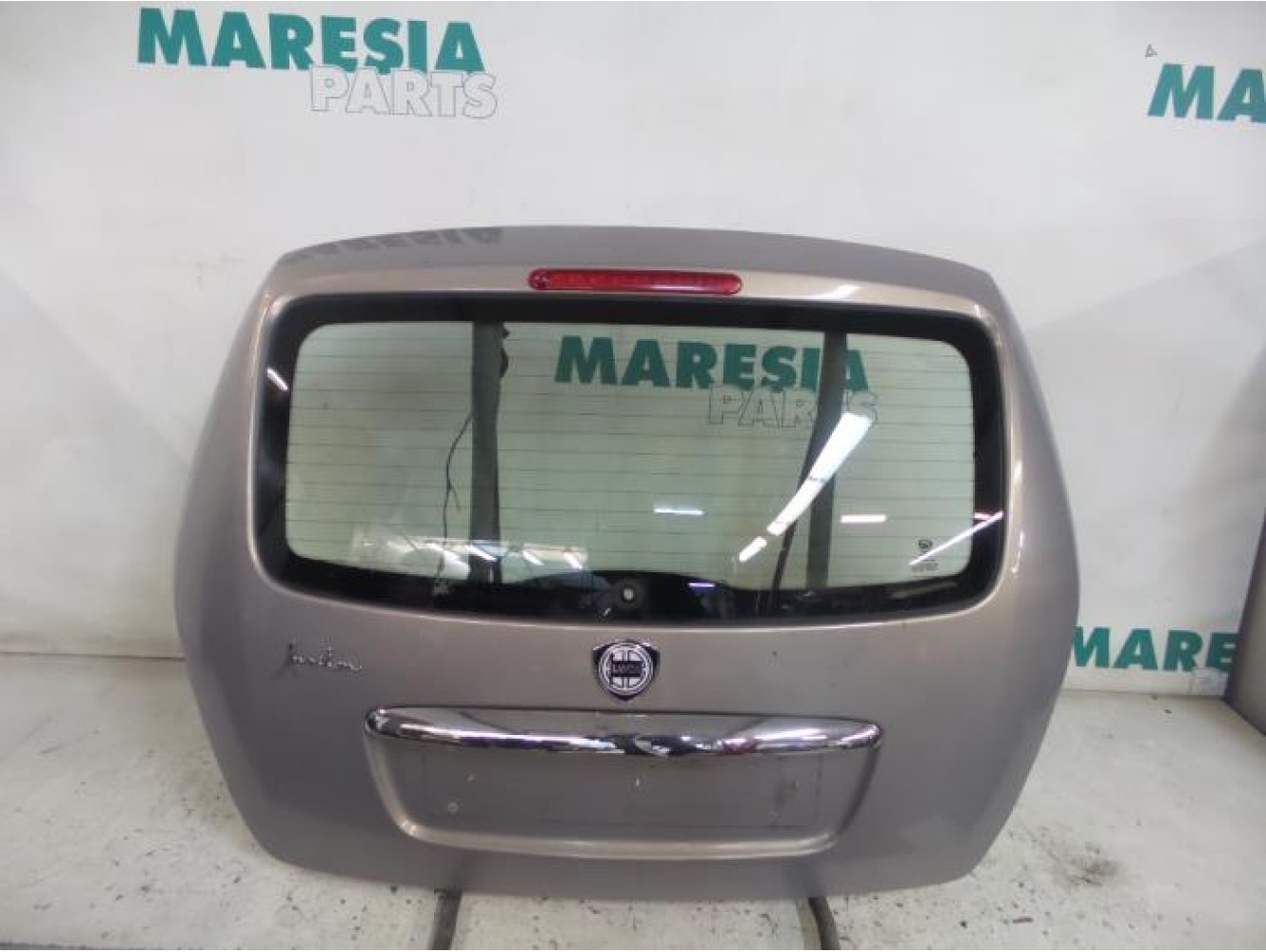 Lancia - Y(Psilon) - Tailgate