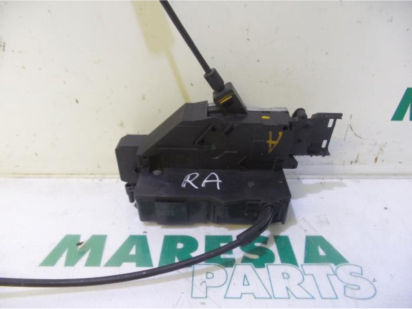 Peugeot - 3008 - Rear door mechanism 4-door, right