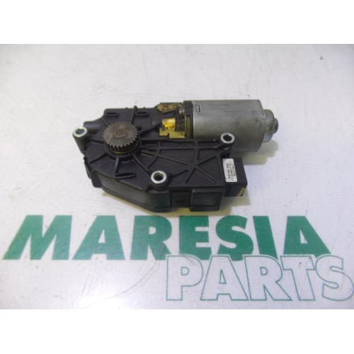 Peugeot - 3008 - Schiebedach Motor
