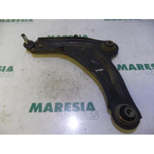 Renault - Laguna - Front lower wishbone, left