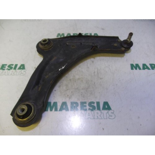 Renault - Laguna - Front lower wishbone, right