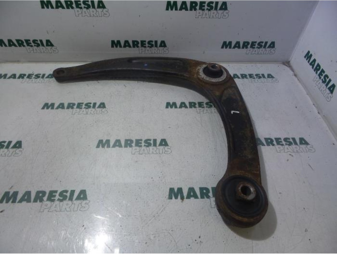 Peugeot - 307 - Front lower wishbone, left