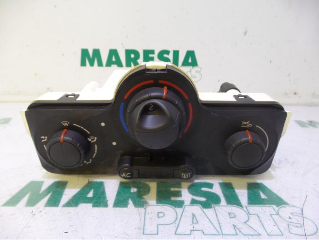 Renault - Clio - Heater control panel
