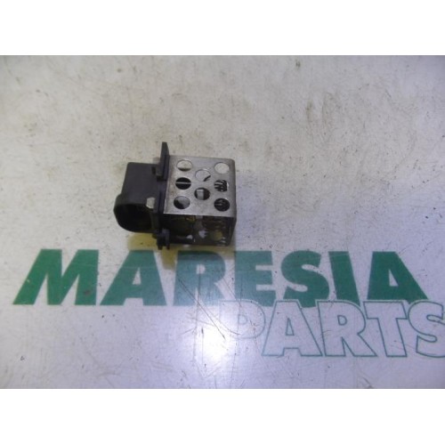 Renault - Clio - Cooling fan resistor