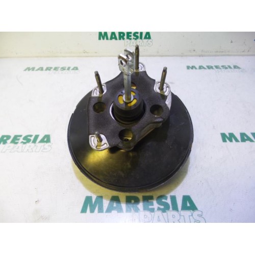 Renault - Clio - Brake servo