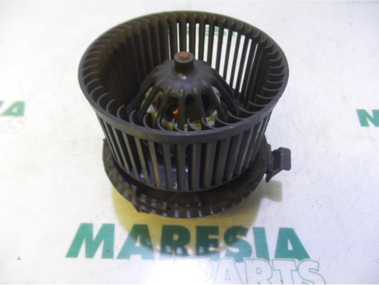 Dacia - Logan - Heating and ventilation fan motor