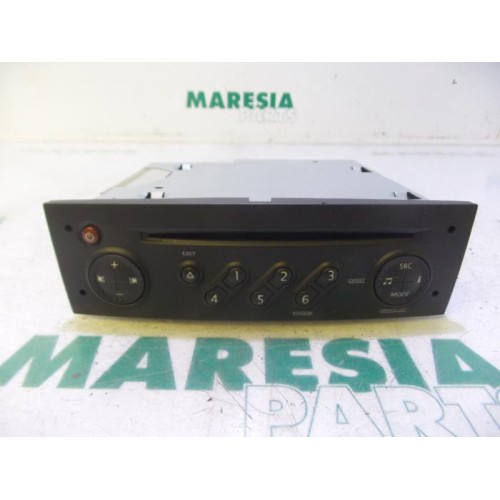 Renault - Clio - Radio CD player