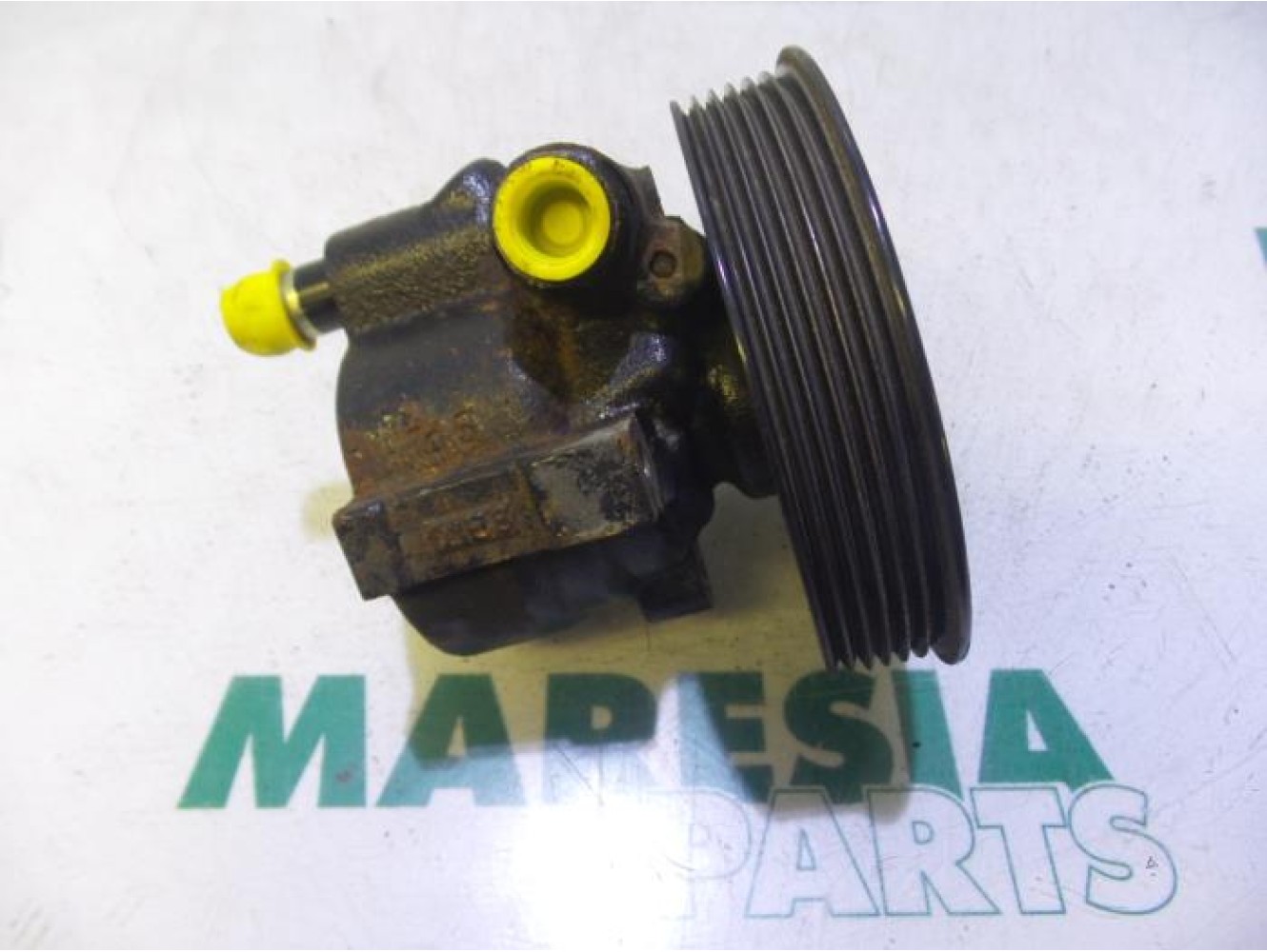 Dacia - Logan - Power steering pump