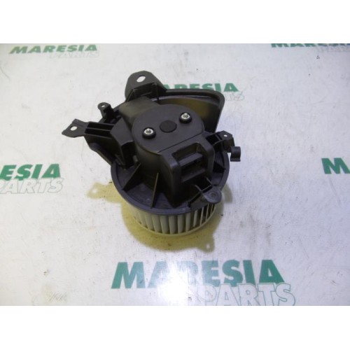 Fiat - Fiorino - Heating and ventilation fan motor