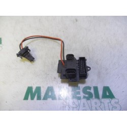 Renault - Clio - Heater resistor