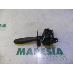 Renault - Clio - Indicator switch