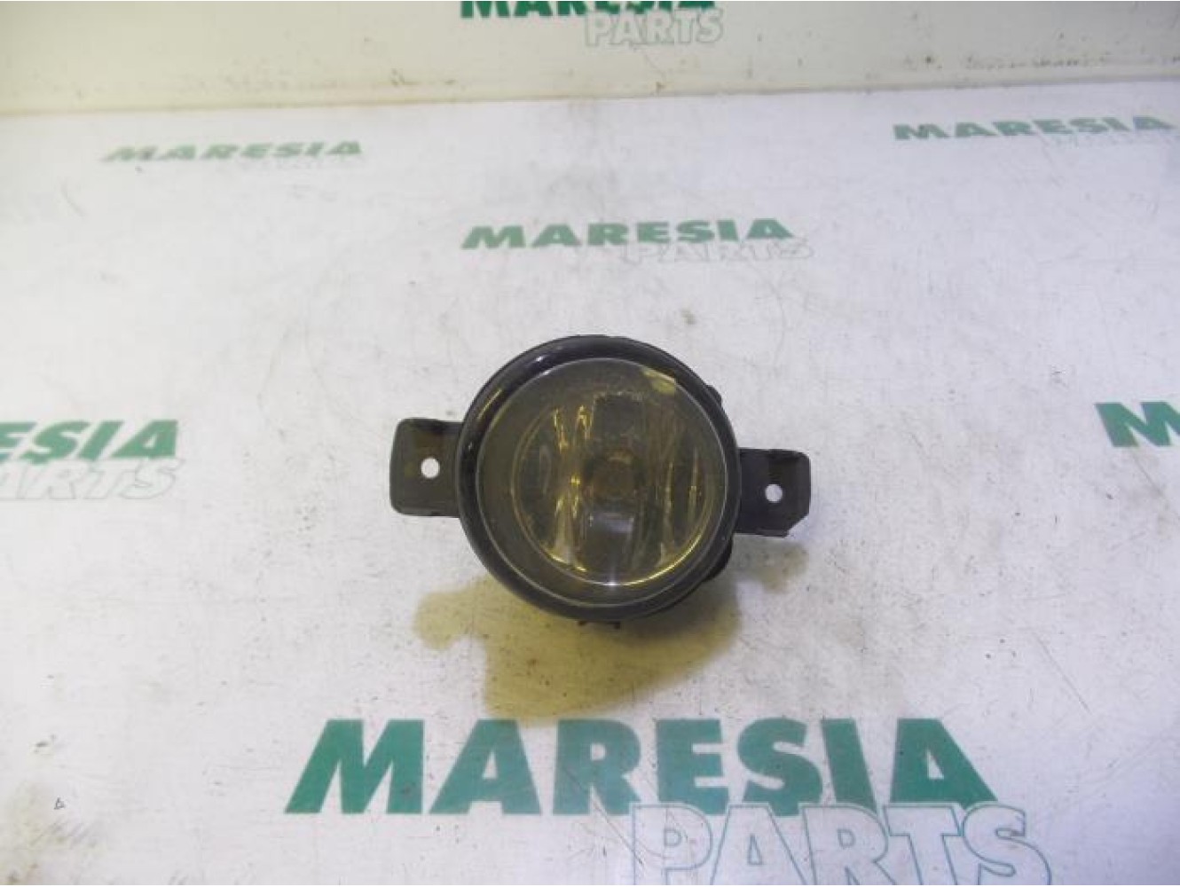 Renault - Clio - Fog light, front left