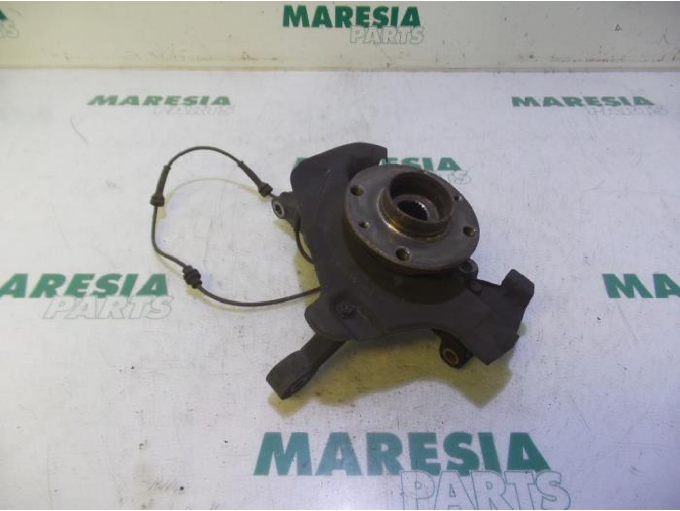 Fiat - Fiorino - Knuckle, front right