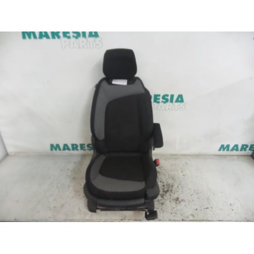Citroen - C4 Picasso - Seat, right