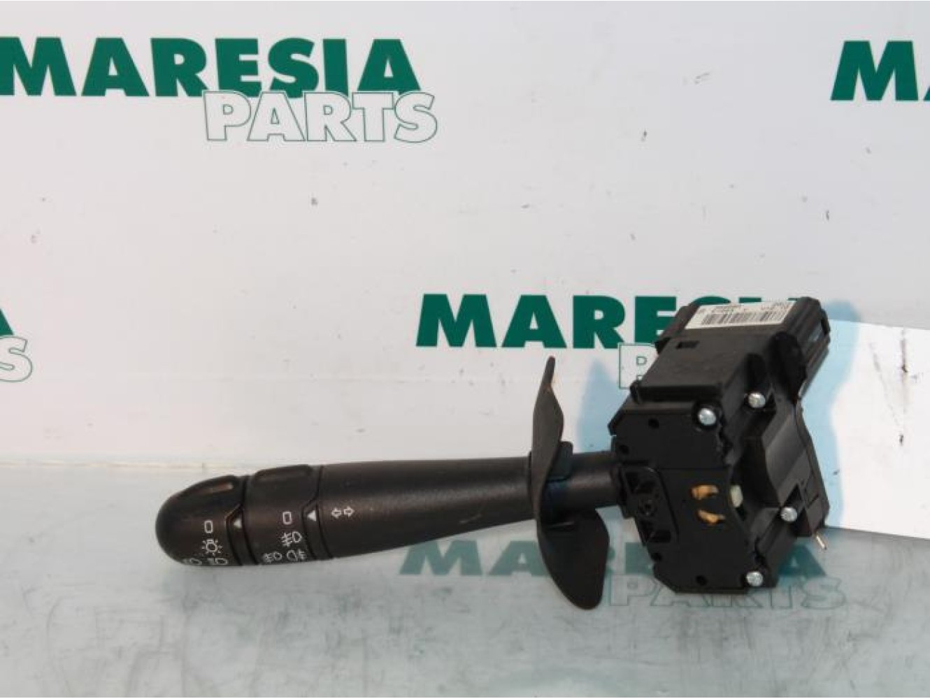 Renault - Megane Scenic - Indicator switch